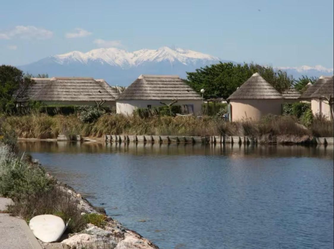 Belle Marina En Bord D'Etang Villa Le Barcares Luaran gambar